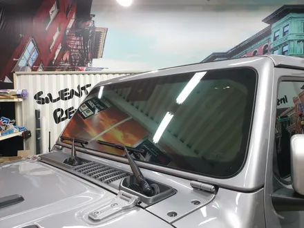 [팀카스킨 화성] JEEP 랭글러 상단 하프랩핑 / 에이버리 매트 블랙 / 서초구 방배동