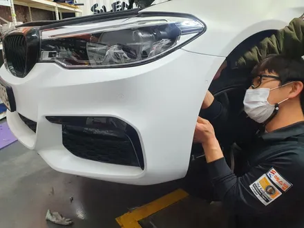 [팀카스킨 화성점] BMW 520d 앞범퍼 랩핑 재시공 / 서초구 방배동