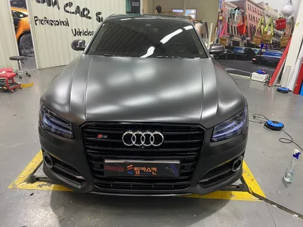 [팀카스킨 화성점] AUDI S8의 리워크 / 앞범퍼 하프, 클리프디자인 컬러 라이트 PPF, 사이드미러 3M 4D 리얼카본 랩핑 / 서초구 방배동