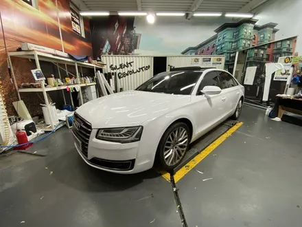 [팀카스킨 화성점] AUDI A8 L / 유광화이트 전체랩핑 시공 / 서초구 방배동