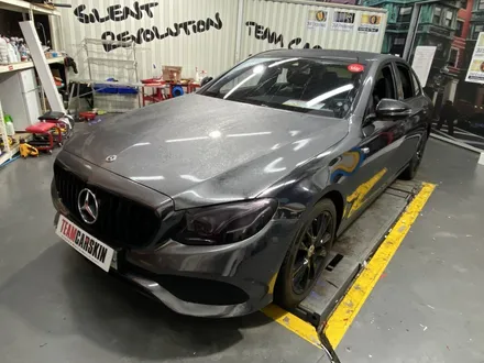 [팀카스킨 화성점] Benz E300 전체랩핑 제거 / 서초구 방배동