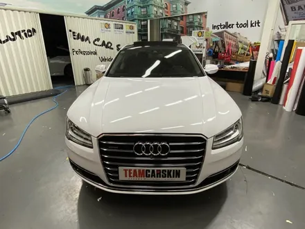 [팀카스킨 화성점] AUDI A8 L / 유광화이트 전체랩핑 시공 / 서초구 방배동