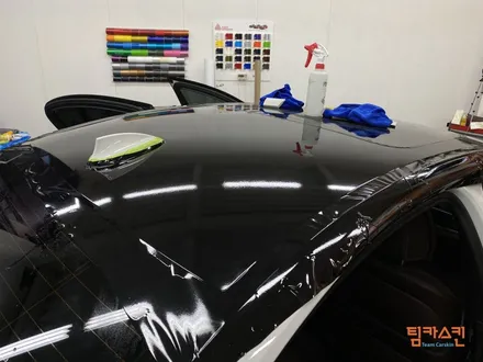 [BMW 530d] 화이트바디에는 필수 ! 유광블랙 루프스킨#팀카스킨 #랩핑 #루프스킨 / 서초구 방배동