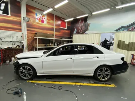 [BENZ E300] 에이버리 슈프림 유광화이트 전체랩핑 / 팀카스킨 #에이버리 #3M 랩핑 전문 / 서초구 방배동