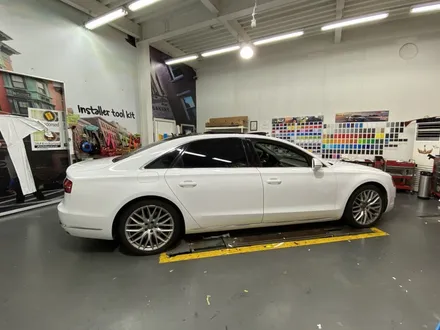 [팀카스킨 화성점] AUDI A8 L / 유광화이트 전체랩핑 시공 / 서초구 방배동
