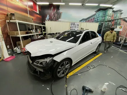 [BENZ E300] 에이버리 슈프림 유광화이트 전체랩핑 / 팀카스킨 #에이버리 #3M 랩핑 전문 / 서초구 방배동