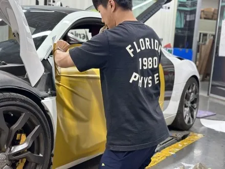 [팀카스킨 화성점] AUDI R8 V8 전체랩핑 / Avery Satin Safari Gold, SNC Tuning 6D Carbon / 서초구 방배동