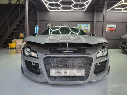 아우디 R8 V10 스파이더 레귤러 바디킷 포인트 랩핑 / 부산 해운대구
