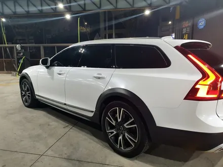 볼보 V90 크로스 컨트리 에이버리 다이아몬드 화이트 전체 랩핑 시공 / 부산 해운대구