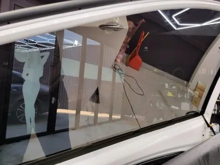 현대 I30 기존 썬팅 전체 썬팅 제거 및 글라스틴트 썬셋 퀸(Q) 전체 썬팅 시공 / 부산 해운대구