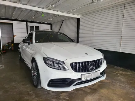 메르세데스 벤츠 w205 C63s AMG 3M2080 사틴 다크 그레이 전체 랩핑 시공 / 부산 해운대구