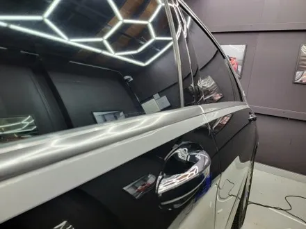 부산 해운대 송정 기장 일광 랩핑 전문점 디아만트 마스터샵 메르세데스 벤츠 마이바흐 S560 투톤 랩핑 시공 에이버리 랩핑 유광실버 메탈릭 필름 / 부산 해운대구