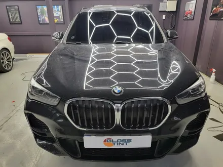 부산 해운대 송정 기장 일광 썬팅 전문점 디아만트 마스터샵 BMW X1 글라스틴트 펜더S 전면 썬팅 시공 / 부산 해운대구