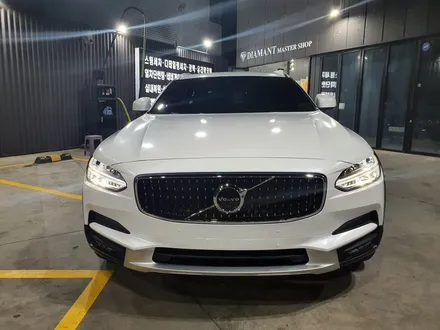 볼보 V90 크로스 컨트리 에이버리 다이아몬드 화이트 전체 랩핑 시공 / 부산 해운대구