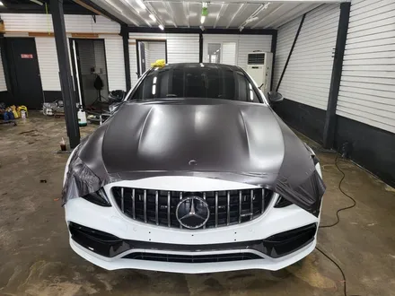 메르세데스 벤츠 w205 C63s AMG 3M2080 사틴 다크 그레이 전체 랩핑 시공 / 부산 해운대구