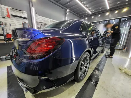 벤츠 w205 C43 AMG 3M2080 시리즈 사틴 다크 그레이 전체 랩핑시공 / 부산 해운대구
