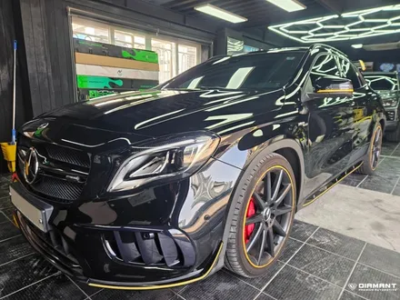 부산해운대랩핑 벤츠 GLA45amg 포인트 데칼 시공도 완벽하게 디아만트에서 / 부산 해운대구