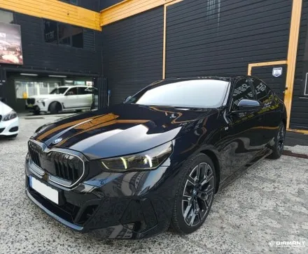 부산해운대랩핑 BMW 실내카본랩핑 헤드라이트, 테일램프 톤다운 스모그필름 완벽한 시공은 디아만트에서 / 부산 해운대구