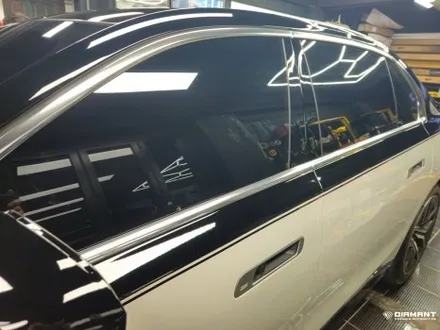 부산해운대썬팅 BMW G70 740i 글라스틴트 산타나 전체썬팅시공완료 / 부산 해운대구