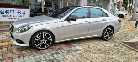 벤츠 W212 E220d 전체 글라스틴트 레이니블루 썬팅 시공 / 부산 해운대구