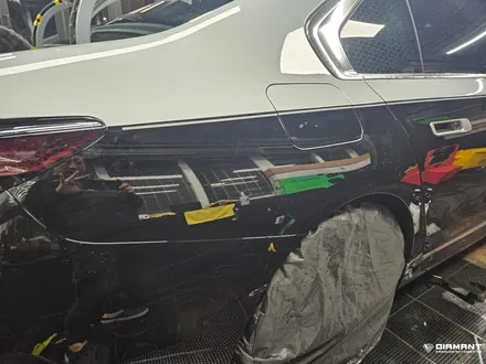 부산해운대PPF BMW 7시리즈 오토벨벳 유광블랙 컬러PPF 사고수리로 재시공 완료 / 부산 해운대구