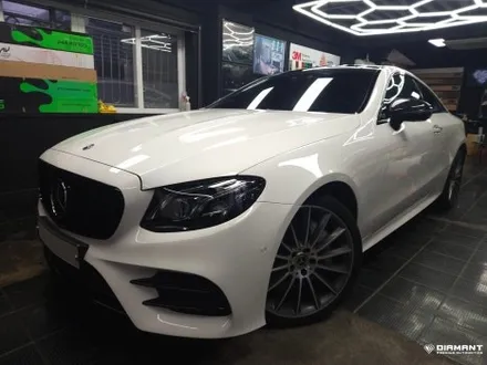 부산해운대랩핑 벤츠 W213 E450쿠페 크롬죽이기, 세로그릴블랙으로 교체완료 / 부산 해운대구