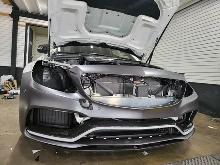 메르세데스 벤츠 w205 C63s AMG 3M2080 사틴 다크 그레이 전체 랩핑 시공 / 부산 해운대구