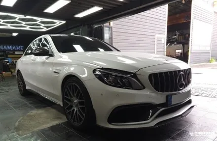 부산해운대랩핑 벤츠 W205 C클래스 크롬죽이기, 라이트PPF 까지 전문튜닝샵 디아만트 / 부산 해운대구