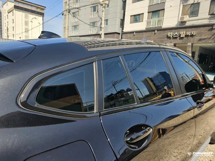 부산해운대랩핑 BMW X4 윈도우몰딩 CYS 고광택 크롬죽이기 랩핑 깔끔하게 시공완료 / 부산 해운대구