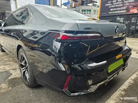 부산해운대PPF BMW 7시리즈 오토벨벳 유광블랙 컬러PPF 사고수리로 재시공 완료 / 부산 해운대구