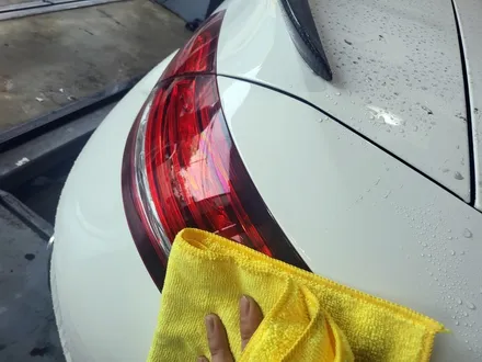 메르세데스 벤츠 w205 C63 AMG 카브레올레 테일램프 톤다운 스모그 필름 랩핑 시공 / 부산 해운대구
