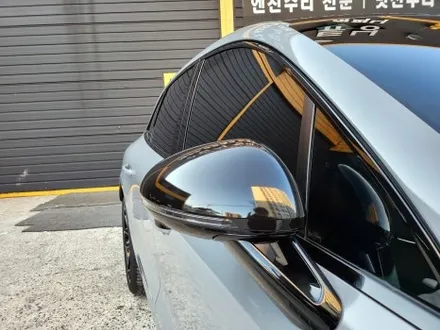 포르쉐 마칸  95B GTS 에이버리 락그레이 전체 랩핑 시공 / 부산 해운대구