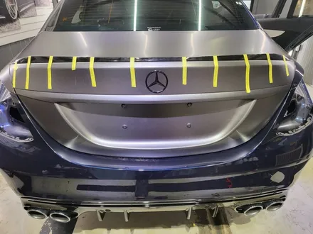 벤츠 w205 C43 AMG 3M2080 시리즈 사틴 다크 그레이 전체 랩핑시공 / 부산 해운대구