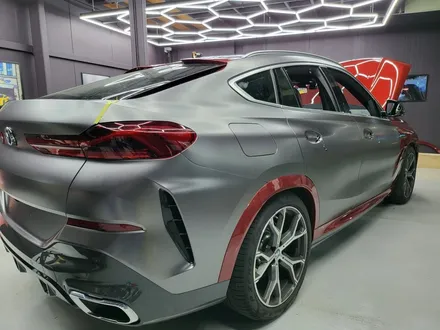 부산 해운대 송정 기장 일광 랩핑 디아만트마스터샵 BMW X6 G06 40i 3M2080 사틴 다크 그레이 사다크 전체 랩핑 시공 / 부산 해운대구