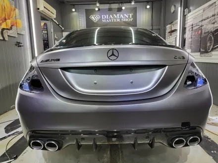 벤츠 w205 C43 AMG 3M2080 시리즈 사틴 다크 그레이 전체 랩핑시공 / 부산 해운대구