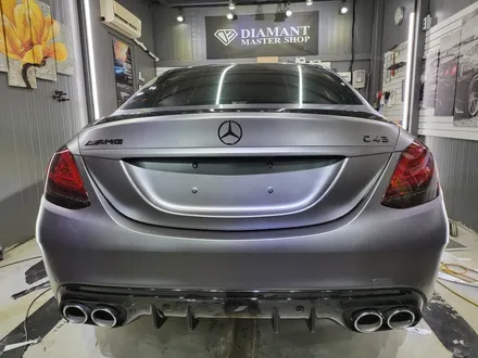 벤츠 w205 C43 AMG 3M2080 시리즈 사틴 다크 그레이 전체 랩핑시공 / 부산 해운대구