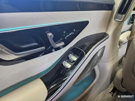 부산해운대벤츠튜닝 W223 S클래스 실내 피아노트림,엑티브 엠비언트,4D 부메스터까지 한번에 시공완료 / 부산 해운대구
