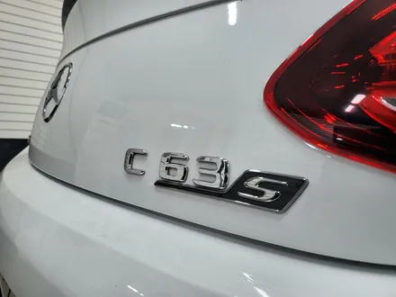 메르세데스 벤츠 w205 C63s AMG 3M2080 사틴 다크 그레이 전체 랩핑 시공 / 부산 해운대구