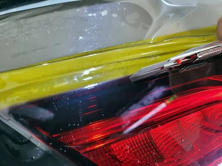 메르세데스 벤츠 w205 C63 AMG 카브레올레 테일램프 톤다운 스모그 필름 랩핑 시공 / 부산 해운대구
