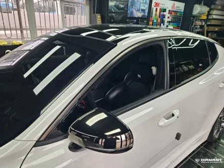 부산해운대랩핑 기아 스팅어 루프스킨, 필러 3M2080 블랙유광랩핑으로 고급스러운 외관 연출 / 부산 해운대구
