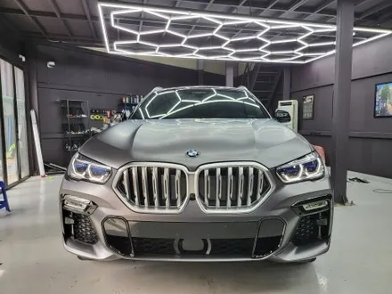 부산 해운대 송정 기장 일광 랩핑 디아만트마스터샵 BMW X6 G06 40i 3M2080 사틴 다크 그레이 사다크 전체 랩핑 시공 / 부산 해운대구