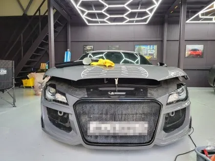 아우디 R8 V10 스파이더 레귤러 바디킷 포인트 랩핑 / 부산 해운대구