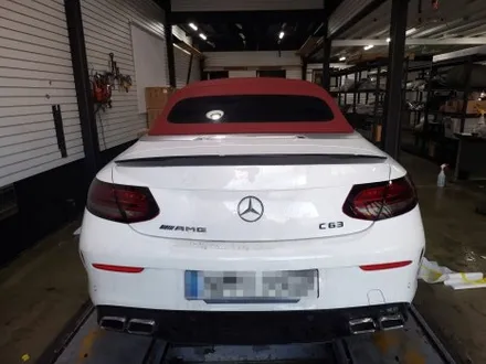 메르세데스 벤츠 w205 C63 AMG 카브레올레 테일램프 톤다운 스모그 필름 랩핑 시공 / 부산 해운대구
