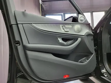벤츠 w213 E350 실내 송풍구 엠비언트 부메스터 시공 / 부산 해운대구