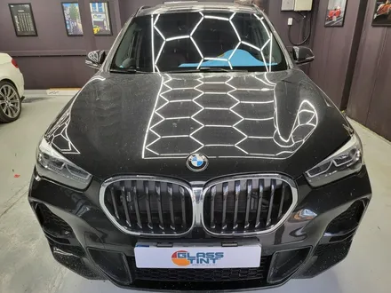 부산 해운대 송정 기장 일광 썬팅 전문점 디아만트 마스터샵 BMW X1 글라스틴트 펜더S 전면 썬팅 시공 / 부산 해운대구