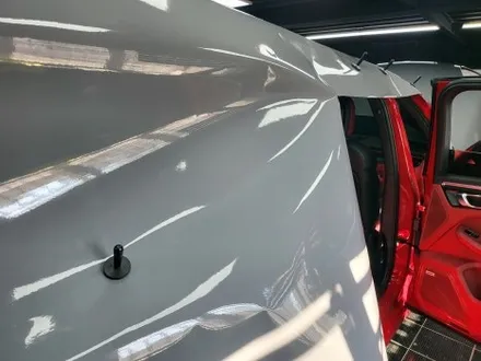 포르쉐 마칸  95B GTS 에이버리 락그레이 전체 랩핑 시공 / 부산 해운대구