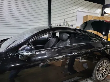 메르세데스 벤츠 w213 E클래스 쿠페 크롬죽이기 + 테일램프 톤다운 스모그랩핑 시공 + AMG 그릴 장착 / 부산 해운대구