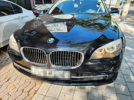 BMW 740I 자차수리 보험수리 범퍼 도장 헤드라이트 교체 차량 흠집제거 / 서대문구 마포구 강서구 / 서울 서대문