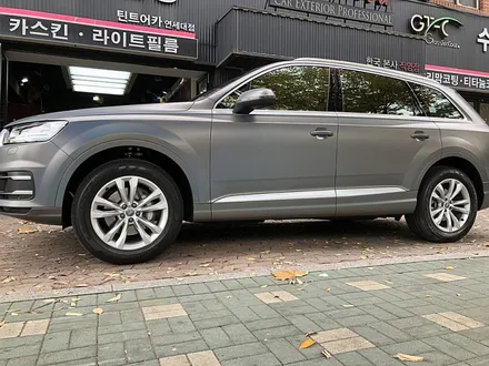 아우디Q7 전체랩핑 3M1080 사틴 사이키델릭 / 서울 서대문