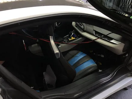 BMW i8 블랙박스 장착 아이나비QXD3000 / 커넥티드 매립 / 서울 서대문